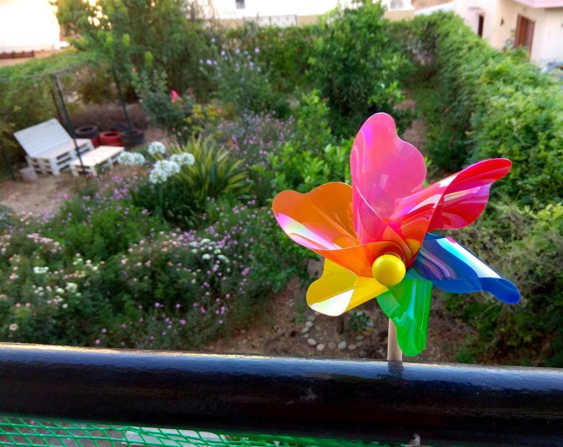 Mom'S Cozy Corner Hotel Heraklion  Exterior photo
